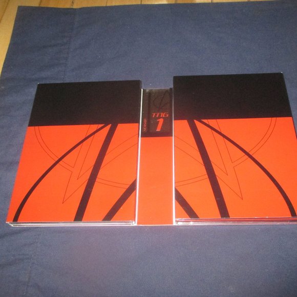 Star Trek The Next Generation: The Complete First Season (DVD, 2002, 7-Disc Set) - Picture 5 of 12